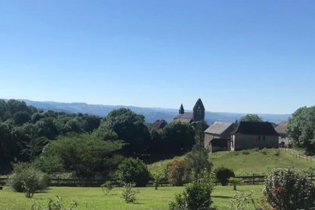 Villa La Baronne-Hauteurs De Beaulieu-Sur-Dordogne Esterno foto